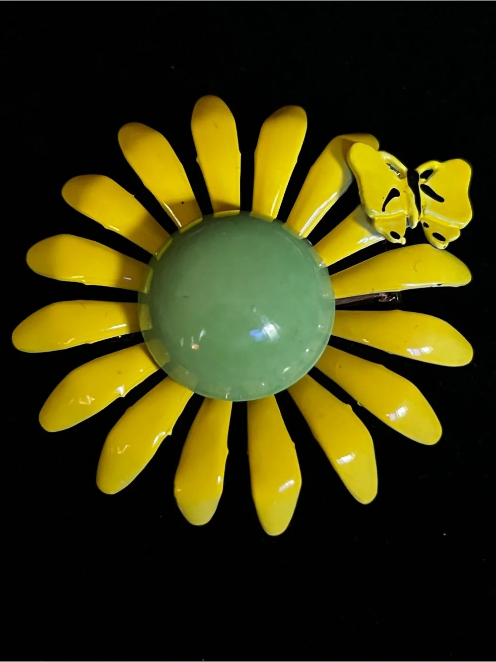 Retro Yellow Enamel Daisy Brooch with Green Center & Butterfly
